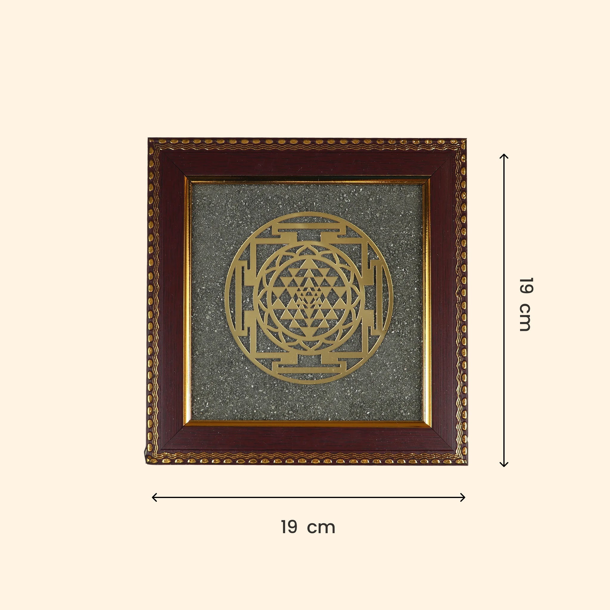 https://cdn.shopify.com/s/files/1/0717/6706/4739/files/golden_shree.jpg?v=1764230203